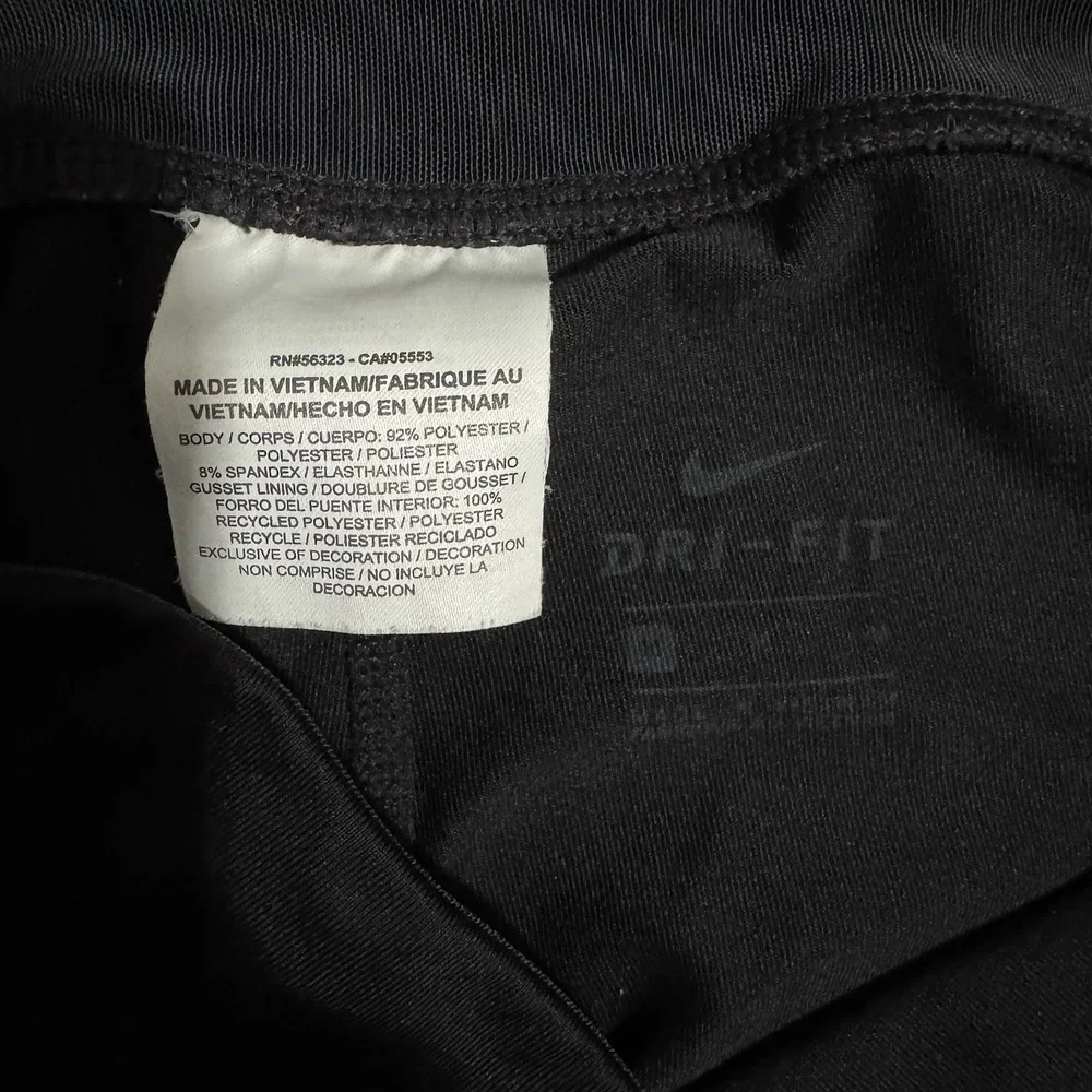 Nike Dri Fit‎ Size Medium Cropped Stretchy Leggings Womens Athletic Drawnstring